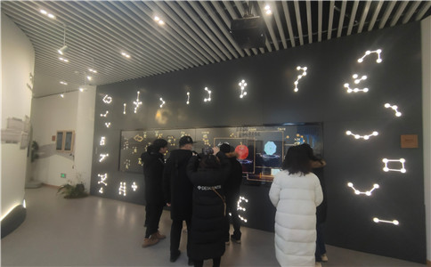 液晶拼接屏（展廳現(xiàn)場圖）